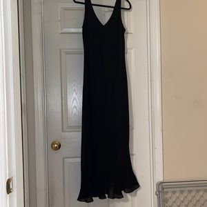 Black Sleeveless Dress